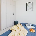 Days - Bright With Ac Near Vysehrad Castle Apartmán