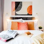 Days - Bright With Ac Near Vysehrad Castle Apartmán *