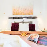 Days - Bright With Ac Near Vysehrad Castle *