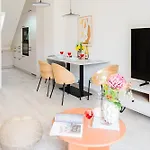 Apartmán Days - Bright With Ac Near Vysehrad Castle