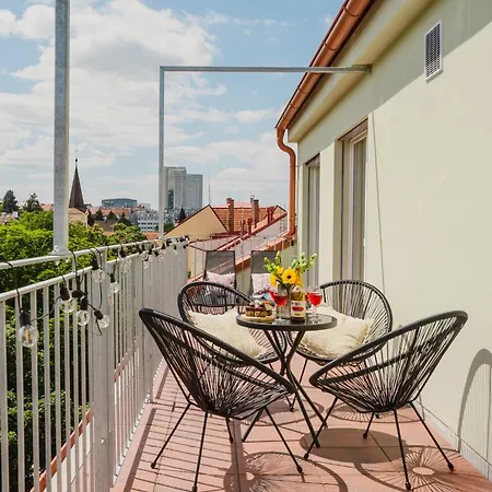 Days - Bright With Ac Near Vysehrad Castle Apartmán