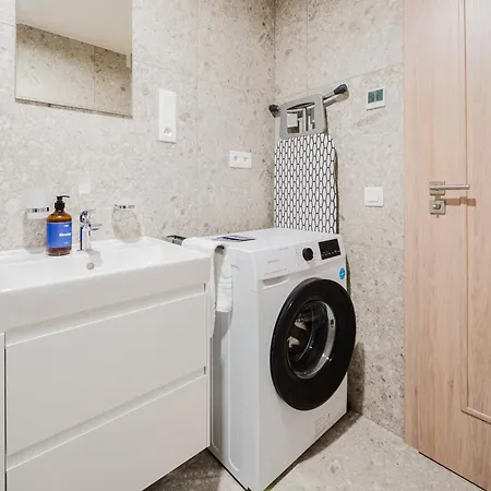 Days - Bright With Ac Near Vysehrad Castle Apartment Prag