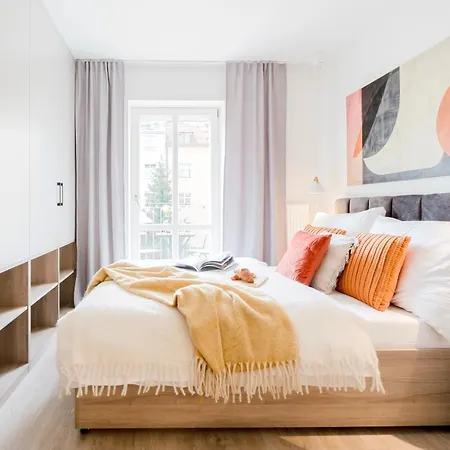 Days - Bright With Ac Near Vysehrad Castle Apartment