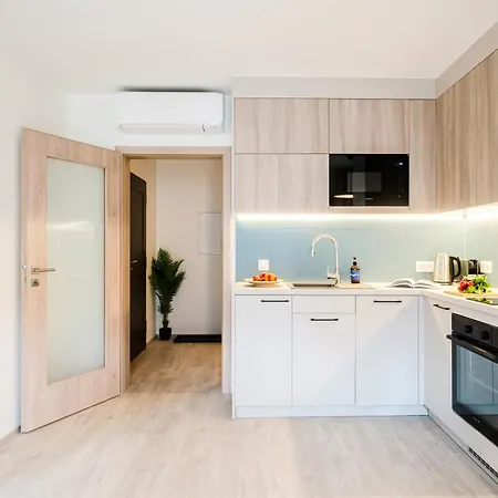 Days - Bright With Ac Near Vysehrad Castle *