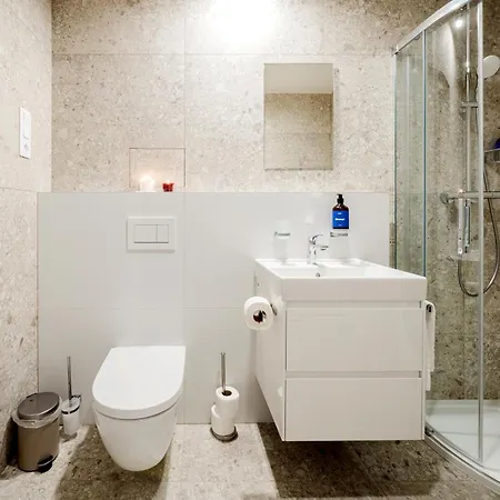 Days - Bright With Ac Near Vysehrad Castle Apartment