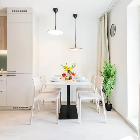 Days - Bright With Ac Near Vysehrad Castle Apartment Prag